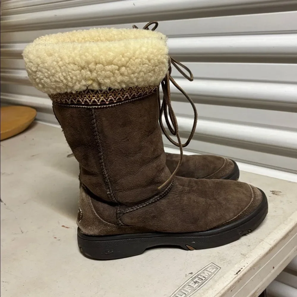 UGG 5273 Leather Boots 7